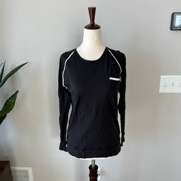 Lululemon 🍋 Small Stripe Black Long Sleeve Top - Relaxed Fit - Picture 8 of 9